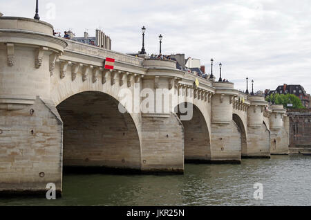 Paris, France, Pont Neuf (nouveau pont), en fait plus vieux pont sur Seine dans Paris, Banque D'Images