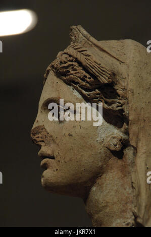 Statue de déméter (Cérès. L'argile. 4ème-3ème siècle. Musée National Romain de Rome. L'Italie. Banque D'Images