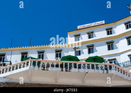 L'Afrique du Nord, Maroc : vue de l'Hôtel Continental, l'un des plus anciens hôtels dans la zone de Médina de Tanger, la ville africaine sur la côte du Maghreb Banque D'Images