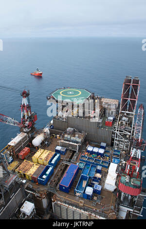 En tant que titulaire de droits sur petrofac miller bp oil gas mer du nord de l'installation. crédit : lee ramsden / alamy Banque D'Images