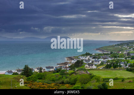 Vue sur le village Gairloch sur les rives du Loch Gairloch, Wester Ross, nord-ouest de l'Écosse, Scotland Banque D'Images