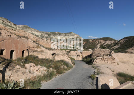 Les ruines dans la Village de Cavusin, Cappadoce, Turquie, Ville de Nevsehir Banque D'Images
