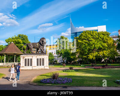 Maiwand Lion, Jardins Forbury, Reading, Berkshire, Angleterre, RU, FR. Banque D'Images