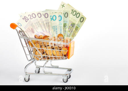 Panier rempli de zloty polonais et grosz de monnaie. Banque D'Images