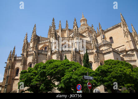 Vue de la cathédrale de Ségovie site du patrimoine mondial de l'UNESCO dans la région de Castilla y Leon Espagne centrale Banque D'Images