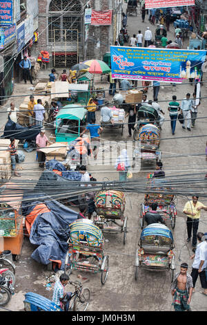 Le trafic de pousse-pousse, Dhaka, Bangladesh Banque D'Images