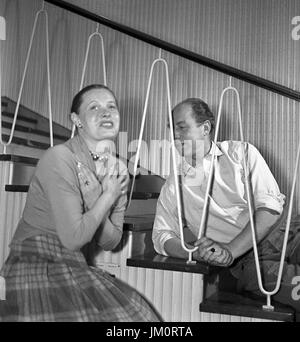 Acteurs et Actrices Deutscher Werner Hinz à Hamburg, Deutschland 1950er Jahre. L'acteur allemand Werner Hinz à Hambourg, Allemagne 1950. Banque D'Images