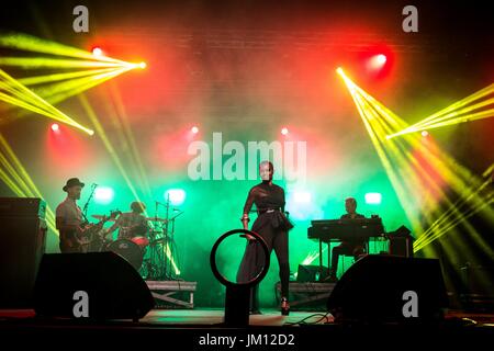 Le groupe électronique anglais Morcheeba en photo sur scène comme ils font à Circolo Magnolia Segrate dans Milan, Italie (photo de Roberto Finizio / Pacific Press) Banque D'Images