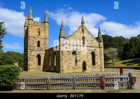 Ruines de l'Église au site historique de Port Arthur (ancienne colonie pénitentiaire) sur la péninsule de Tasman en Tasmanie, Australie Banque D'Images