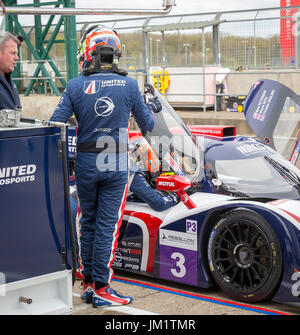 Changement de conducteur 13 au circuit Silverstone, Angleterre Banque D'Images