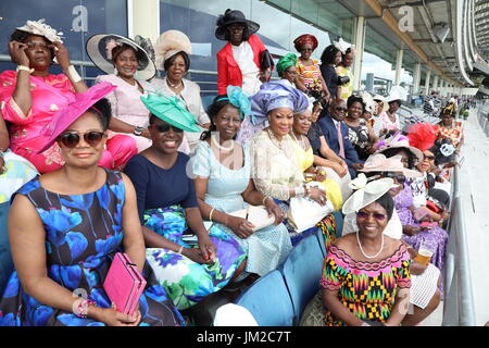 Royal Ascot 2017 tenue à Ascot Racecourse - Jour 5 : Atmosphère d' où : Ascot, Royaume-Uni Quand : 24 Juin 2017 Crédit : David Sims/WENN.com Banque D'Images