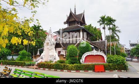 Manuscrit bouddhiste historique Bibliothèque et musée au Wat Chedi Luang worawihan, thai temple à Chiang Mai, Thaïlande. Banque D'Images