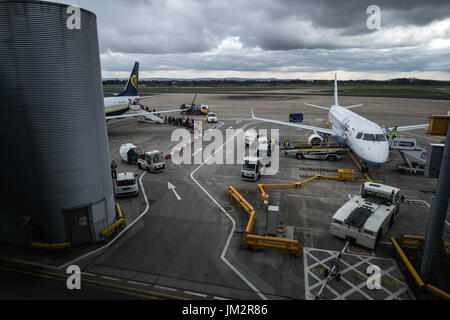Manchester Airport - terminal 3. Credit : lee ramsden / alamy Banque D'Images