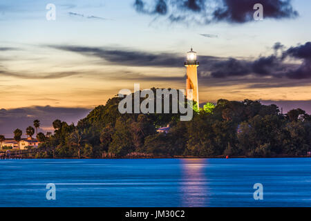 Jupiter, en Floride, USA à Jupiter Inlet la lumière. Banque D'Images