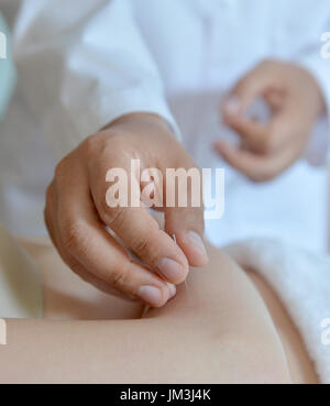 Un traitement d'acupuncture photo en gros plan d'un traitement d'acupuncture photo en gros plan Banque D'Images