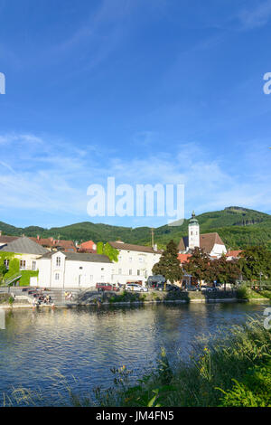 River Erlauf, Vieille Ville, église, Scheibbs, Mostviertel, Niederösterreich, Autriche, Basse Autriche Banque D'Images