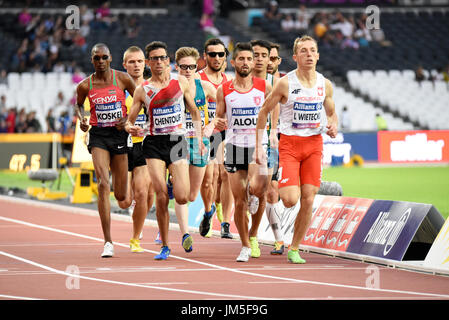 Athlètes concourant au 1500m T13 aux Championnats du monde de para-athlétisme au stade de Londres Banque D'Images