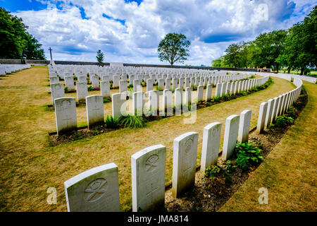 Sanctuary Wood Cemetery est un cimetière du Commonwealth War Graves Commission pour les morts de la Première Guerre mondiale près d'Ypres, en Belgique Banque D'Images