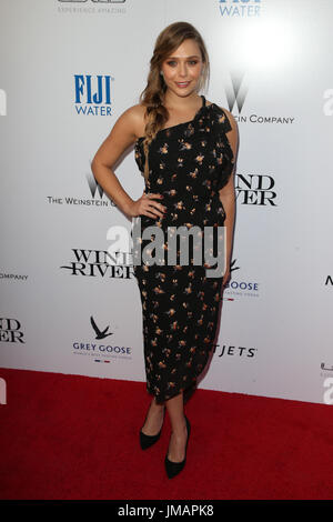 Los Angeles, CA, USA. 26 juillet, 2017. Elizabeth Olsen au Los Angeles premiere de Wind River au théâtre à l'Ace Hotel à Los Angeles, Californie le 26 juillet 2017. Credit : Faye Sadou/media/Alamy Punch Live News Banque D'Images