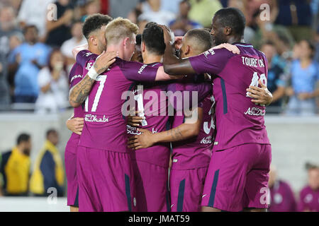 Los Angeles, Californie, USA. 26 juillet, 2017. 26 juillet 2017 : les joueurs de Manchester City célébrer un but dans le match entre Manchester City et le Real Madrid, de la Coupe des Champions internationaux, Los Angeles Memorial Coliseum, Loa Angeles, CA. USA. Photographe : Peter Renner and Co Crédit : Cal Sport Media/Alamy Live News Banque D'Images