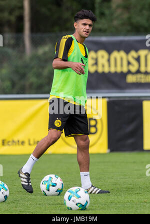 Bad Ragaz, Suisse. 27 juillet, 2017. Dortmund's Mahmoud au Dahoud training camp de Bundesliga club Borussia Dortmund à Bad Ragaz, Suisse, 27 juillet 2017. Photo : Guido Kirchner/dpa/Alamy Live News Banque D'Images