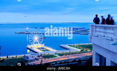 Vue de la grande roue de Bakou Dagustu Park, Baku, Azerbaïdjan Banque D'Images