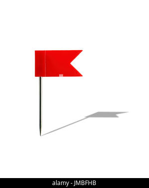 Épinglette du drapeau en plastique rouge isolé sur fond blanc avec clipping path Banque D'Images