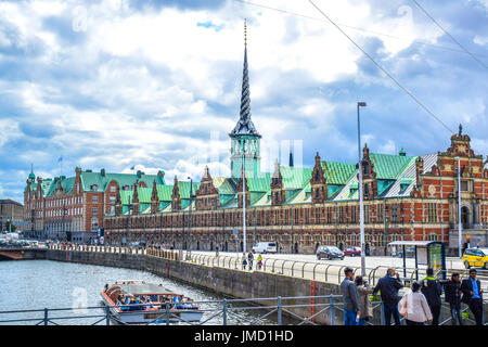 Børsen, la Bourse construit au xviie siècle situé dans le centre de Copenhague, Danemark Banque D'Images