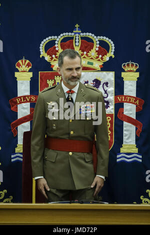 Felipe VI d'Espagne assistant à la cérémonie de clôture du 18ème cours de la personnel du collège supérieur des Forces armées, à Madrid, Espagne. Comprend : Felipe VI d'Espagne où : Madrid, Communauté de Madrid, Espagne Quand : 26 Juin 2017 Crédit : Oscar Gonzalez/WENN.com Banque D'Images