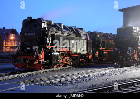 De gauche à droite à l'extérieur de la locomotive Wernigerode sont 99 7241-5 7238-1 7236-5 99 et 99. Banque D'Images