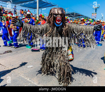 Bogota , Colombie - Février 25, 2017 : les personnes qui participent au défilé de la fête du Carnaval de Barranquilla Colombie Atlantico Banque D'Images