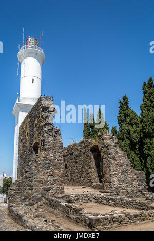 Leuchtturm - Colonia del Sacramento, Uruguay Banque D'Images