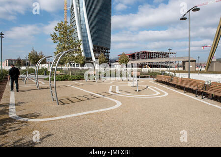 L'Italie, Lombardie, Milan, le CityLife, détail de la gratte-ciel Generali Zaha Hadid Banque D'Images