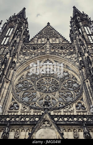 Détail du gothique cathédrale Saint-Guy au Château de Prague à Prague, République Tchèque Banque D'Images