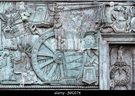 EUROPE, FRANCE, Paris, place Vendôme, DÉTAIL DE LA COLONNE D'AUSTERLITZ NAPOLÉON Banque D'Images