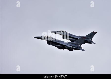 À l'aéronef effectuant 2017 Royal International Air Tattoo (RIAT) qui a lieu chaque année à RAF Fairford à Fairford, Gloucestershire, Royaume-Uni Banque D'Images