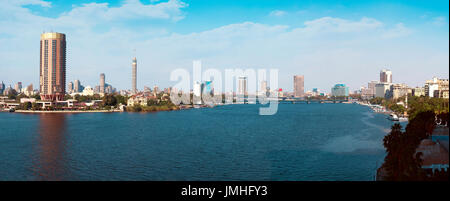 Panorama du Caire et du Nil au lever du jour Banque D'Images