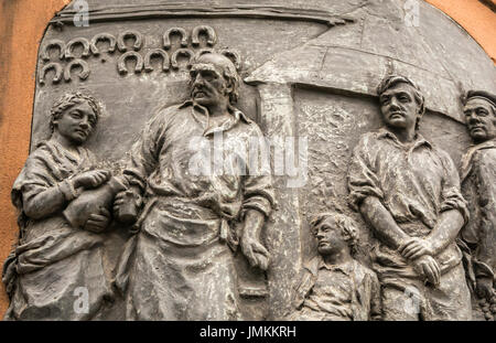 East side bas-relief commémoratif sur statue de Robert Burns, Leith, Edinburgh, Scotland, UK, par le sculpteur D W Stevenson, Foundry J W Singer & Fils Banque D'Images