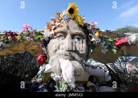 Dorset, UK. 27 juillet, 2017. Camp Bestival ouvre, Dorset, UK Crédit : Finnbarr Webster/Alamy Live News Banque D'Images