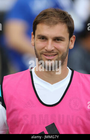 BANGKOK, THAÏLANDE - Mai 29:Branislav Ivanovic de Chelsea en action lors d'une séance en soirée au stade Rajamangala le 29 mai 2015 à Bangkok, Thaïlande. Banque D'Images