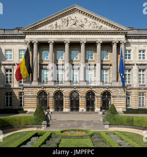 Entrée principale du Parlement belge, le samedi 8 avril 2017, Bruxelles, Belgique. Banque D'Images