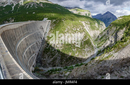 Lac de Barrage de Cancano Vue de dessus - Bormio (province de Sondrio) Banque D'Images