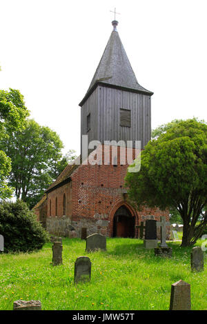 Dans l'église de briques rouges, Zicker brut Moenchgut Ruegen Island, péninsule, ou l'Île Rugia, Mecklembourg-Poméranie-Occidentale, Allemagne, Europe Banque D'Images