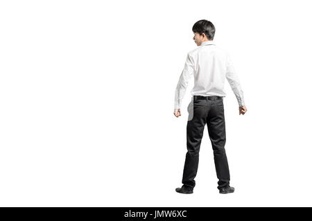 Portrait of a young asian woman et à la recherche sur le côté gauche. Isolé sur fond blanc avec copie espace et chemin de détourage Banque D'Images
