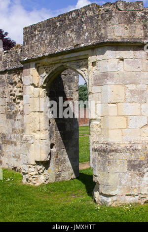 Une partie de l'ancien 13e siècle ruines de l'abbaye Titchfield Tudor, Titchfield à Fareham Hampshire dans la nouvelle forêt dans le sud de l'Angleterre Banque D'Images