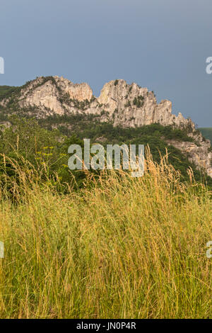 Seneca Rocks, West Virginia - le nord et le sud de Seneca Rocks pics, un célèbre rocher d'escalade dans la forêt nationale de Monongahela. Banque D'Images