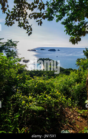 Vue panoramique sur la plage sur l'île de Coiba parc naturel national au Panama Banque D'Images