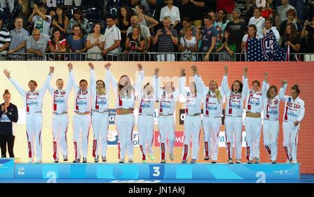 Budapest. 28 juillet, 2017. La Russie de l'équipe assistent à la cérémonie pour le Women's Water-polo à la 17e Championnats du Monde FINA à Budapest, Hongrie le 28 juillet 2017. La Russie a remporté la médaille de bronze après avoir battu le Canada 11-9. Credit : Gong Bing/Xinhua/Alamy Live News Banque D'Images