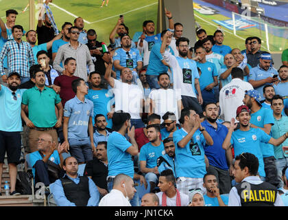 Le Caire, Égypte. 28 juillet, 2017. L'Al-Faisaly fans réagir pendant le match entre Al-Faisaly club et l'Al-Wahda à clup championnat du Club arabe au stade Al-Salam au Caire, Egypte Le 28 juillet 2017 Crédit : Amr Sayed/APA/Images/fil ZUMA Alamy Live News Banque D'Images