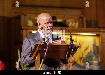 Londres, Royaume-Uni. 29 juillet, 2017. En Jamaïque, le Haut Commissaire de l'UK, Seth George Ramocan dirige un service de louange et d'action au Methodist Central Hall de Westminster, avec chant, danse et parlé des contributions et des sermons dont le vice-maire de la ville de Westminster, la conseillère Jan Prendergast. © Peter Hogan/Alamy Live News Banque D'Images